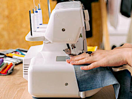 Kirkland WA Mobile Tailor/Seamstress - Clothing Alterations